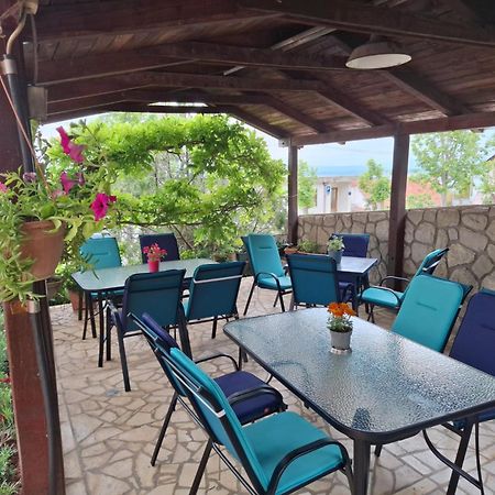 Guest House Djurdjica Dramalj Esterno foto